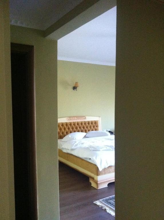 Ador Resort Rinas Habitación foto